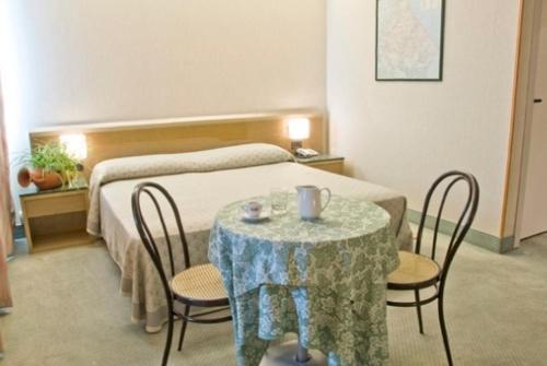 Hotel Thema روكّا سان جيوفانّي المظهر الخارجي الصورة