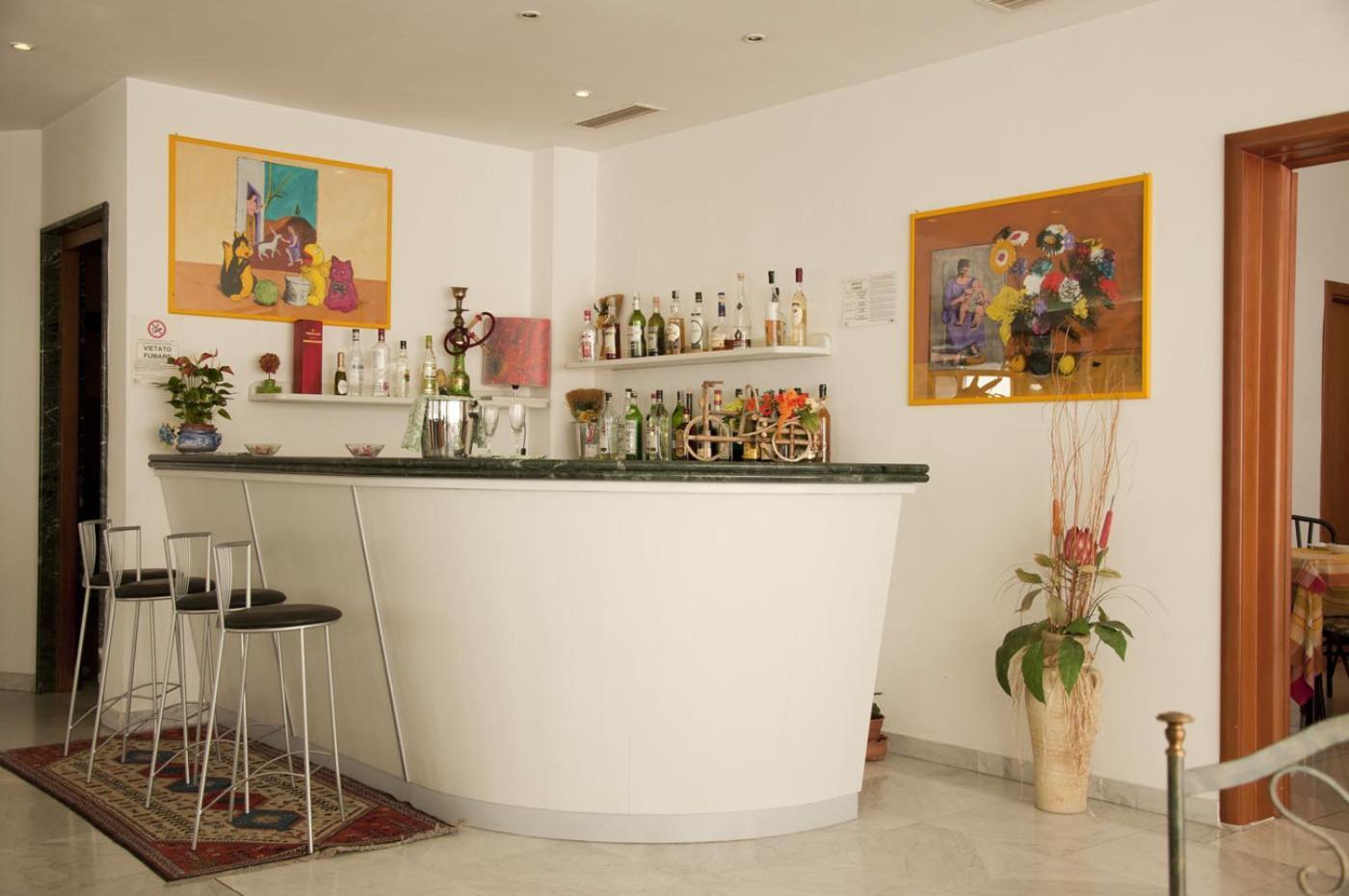 Hotel Thema روكّا سان جيوفانّي المظهر الخارجي الصورة